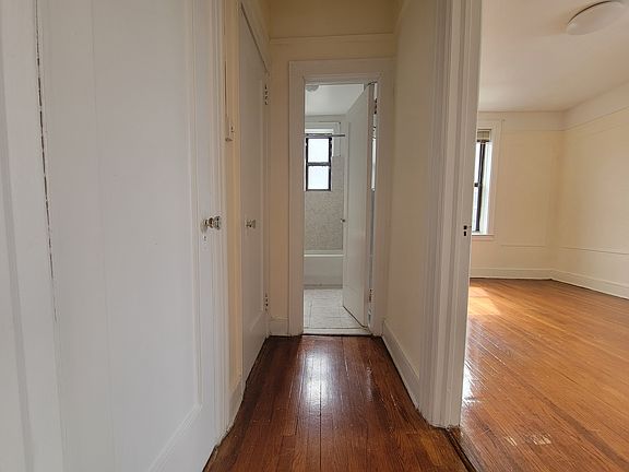 5th image of 44-15 43rd Ave #605