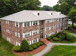 47 Edgelawn Ave APT 7, North Andover, MA 01845