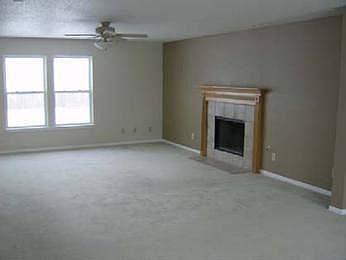 3rd image of 13845 Meadow Lake Dr #D