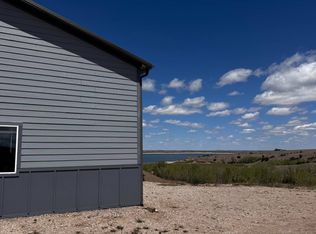 1427 Ogallala Beach Rd, Ogallala, NE 69153