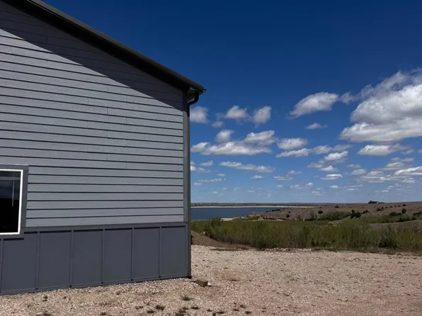 1427 Ogallala Beach Rd, Ogallala, NE 69153