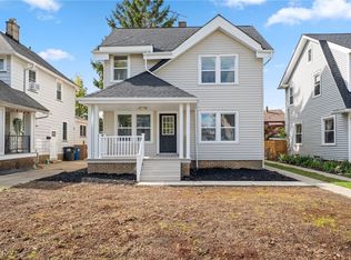 2082 Baxterly Ave, Lakewood, OH