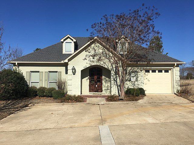 1st image of 1633 Grand Oaks Blvd