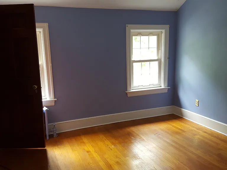 2381 Cranston St — Photo 16