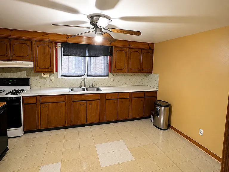 12 Marie Ave #2 — Photo 3