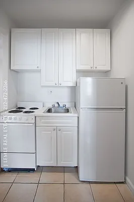 Rented by J. Lemle Real Estate | media 36