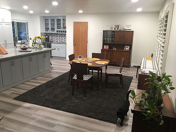 4th image of 5448 Primrose Dr