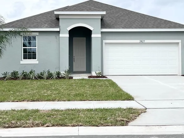 2827 Supermarine Rd, Tavares, FL 32778