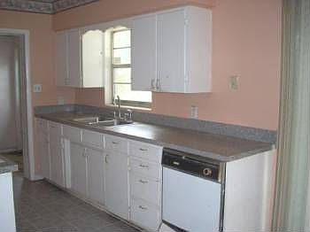 3rd image of 5501 32nd Ave N