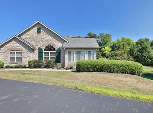 3348 Timberside Dr, Powell, OH 43065