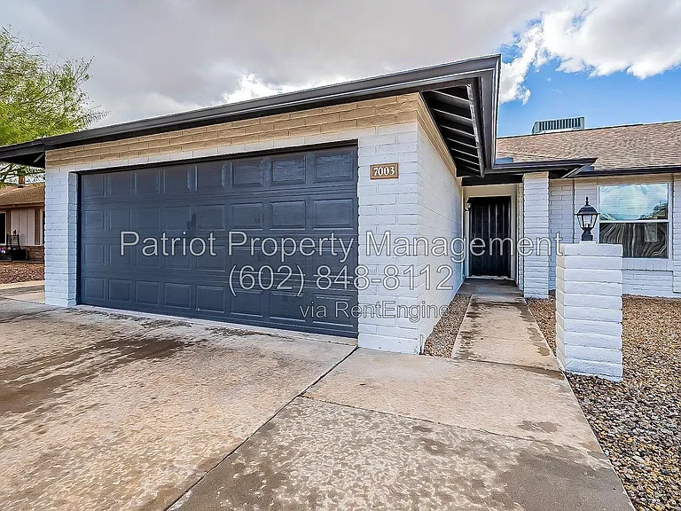 7003 W Sierra St — Photo 36