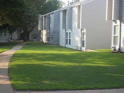 2nd image of 738 Plaza Dr APT H