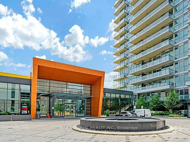 95 McMahon Dr #2601 — Photo 3
