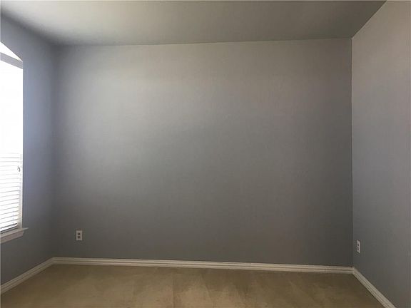 5th image of 321 Cold Water Dr