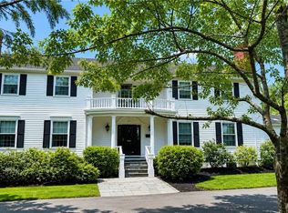 571 Bellevue Ave #2, Newport, RI 02840