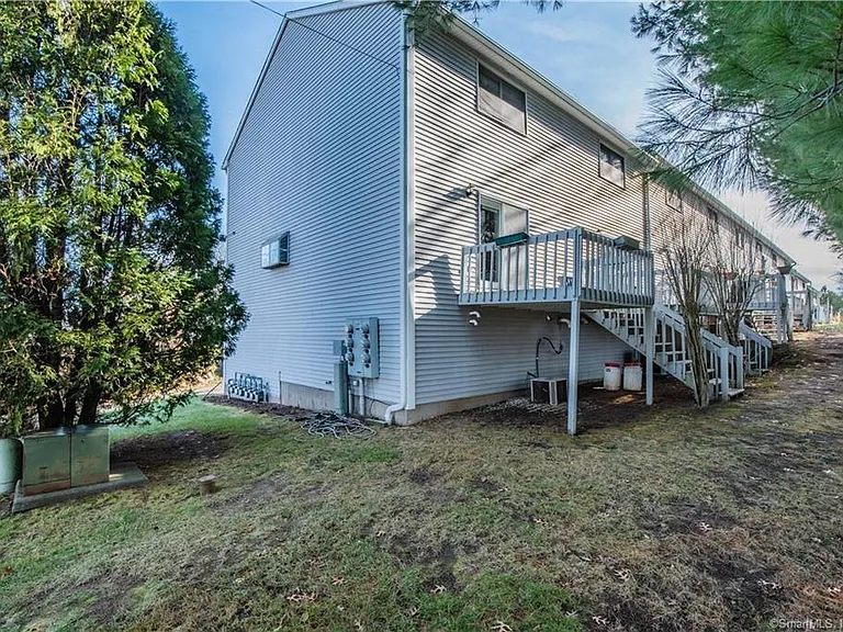 59 Westwood Ave #1 — Photo 12