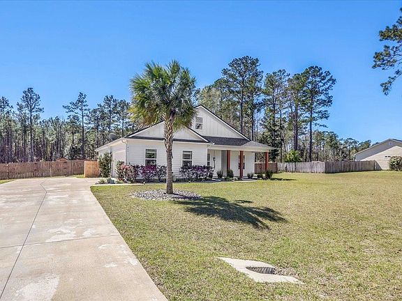 4th image of 410 Parkside Cir