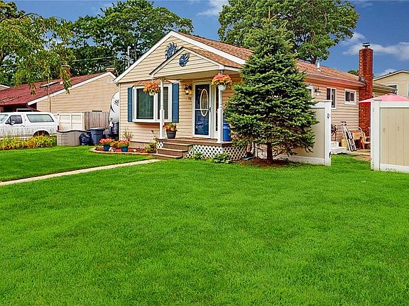 3rd image of 15 Pennwood Dr