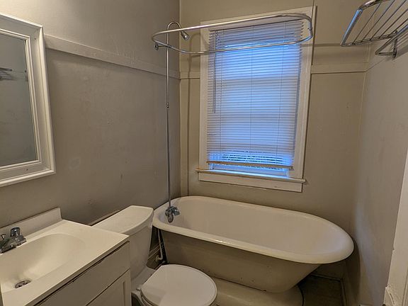 2nd image of 3395 W 117th St APT 3