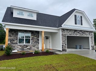 1038 Seven Iron Dr, Ayden, NC 28513