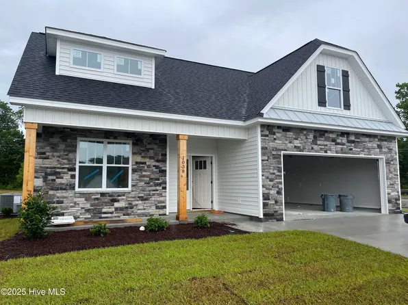 1038 Seven Iron Drive, Ayden, NC 28513