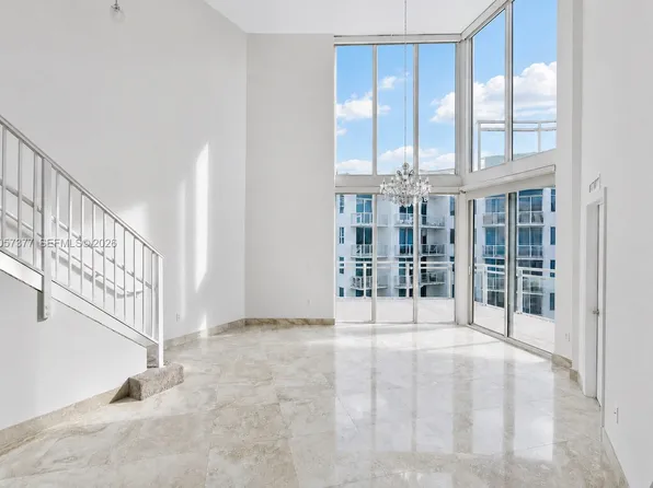 3000 NE 188th St APT 709, Miami, FL 33180