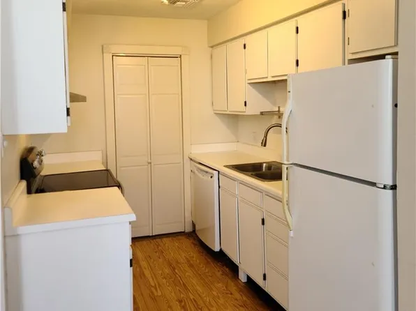 4716 Annunciation St APT 2D, New Orleans, LA 70115