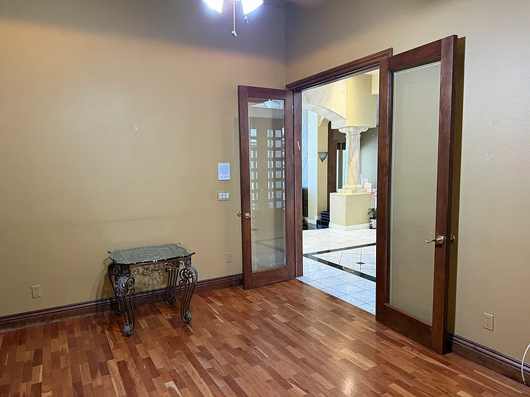 8120 Sapphire Bay Cir — Photo 22
