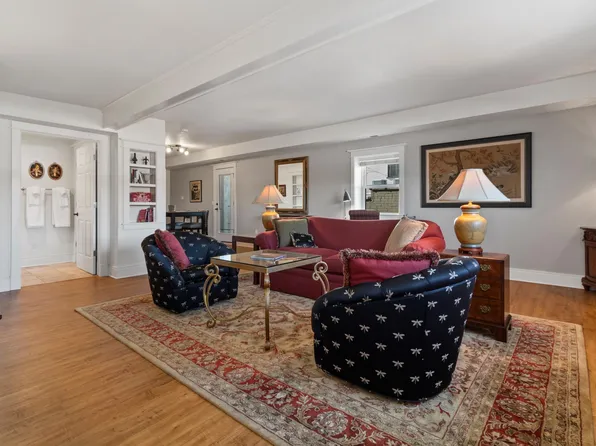 519 Hickory St Ste 3, West Bend, WI 53095