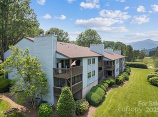 87 Willow Rd APT D16, Waynesville, NC 28786