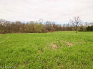 Hartland Rd, Fenton, MI 48430