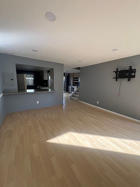 1st image of 3520 Maricopa St
