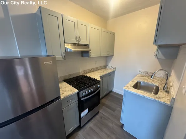 4 Cogswell Ave APT 33, Cambridge, MA 02140