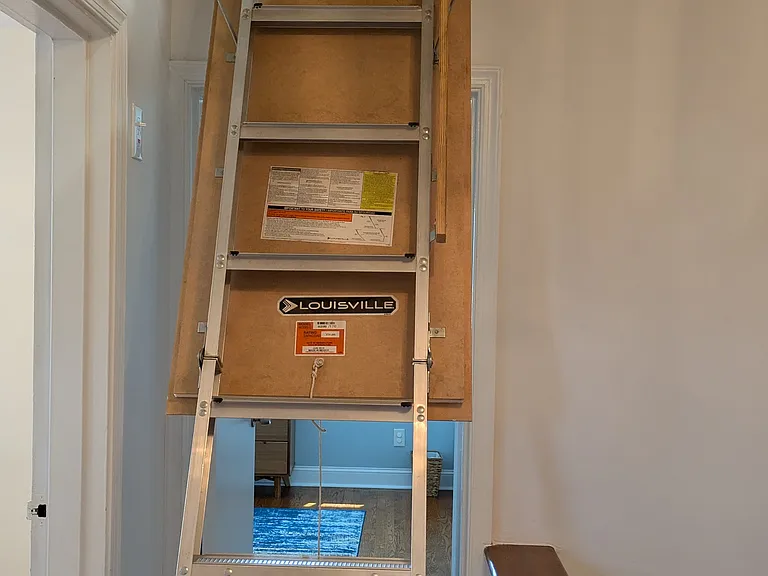 806 Hamilton St NE — Photo 44