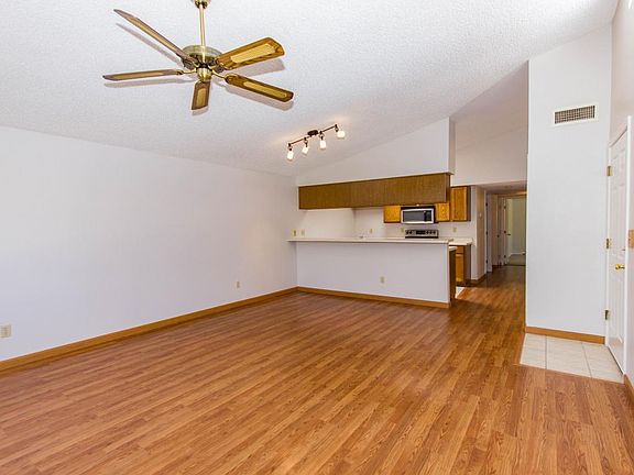 5th image of 973 W Paria Ln