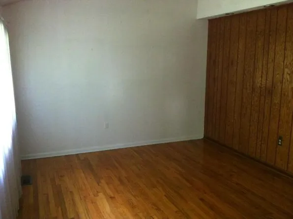 11810 Kile Rd, Chardon, OH 44024