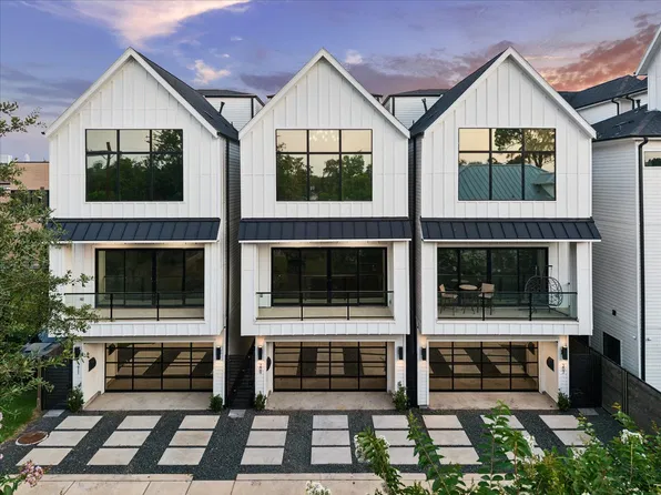 209 W 10th 1/2 St, Houston, TX 77008