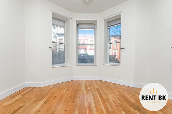 Rented by RENTBK LLC | media 2