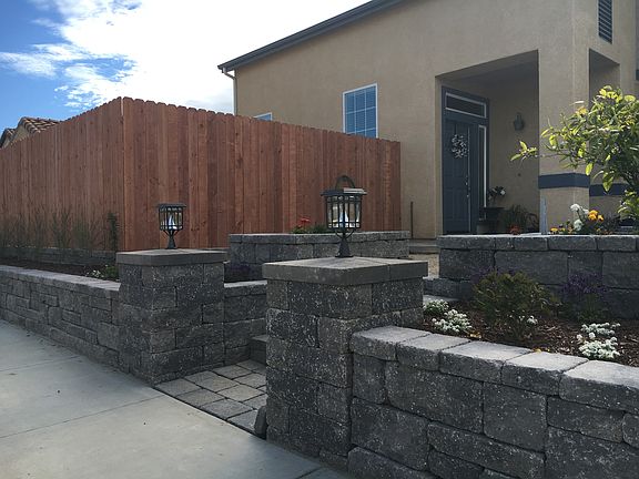 3rd image of 408 Bakeman Ln