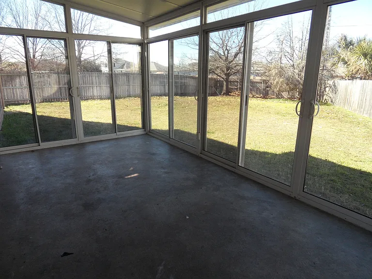 3412 Derby Ct — Photo 26