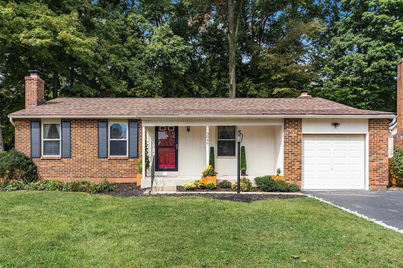 3046 Woodloop Ln photo 1