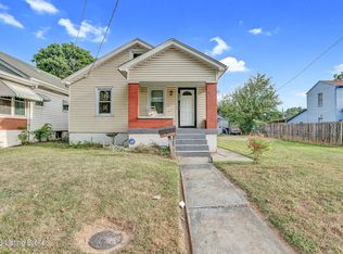 1627 Berry Blvd, Louisville, KY