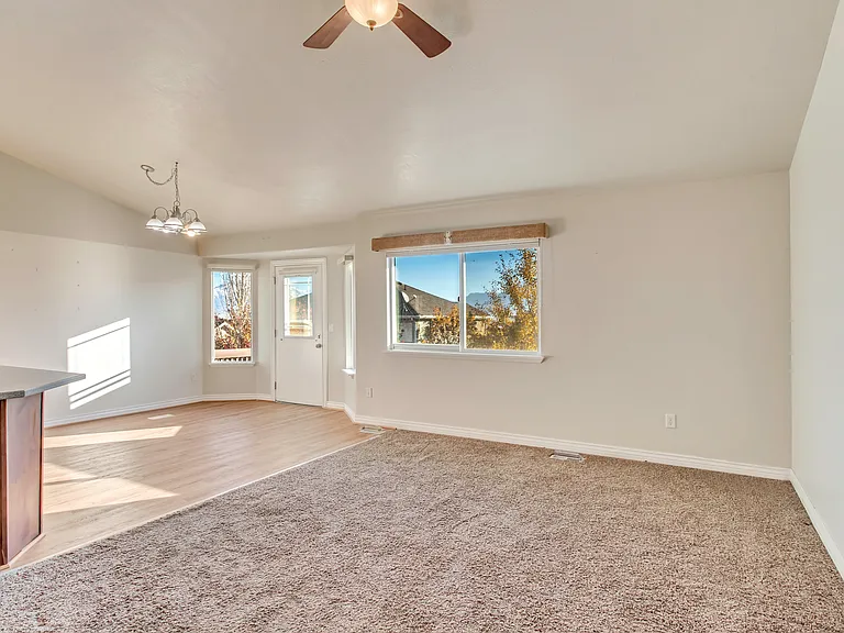 6924 N Chippewa Dr — Photo 5