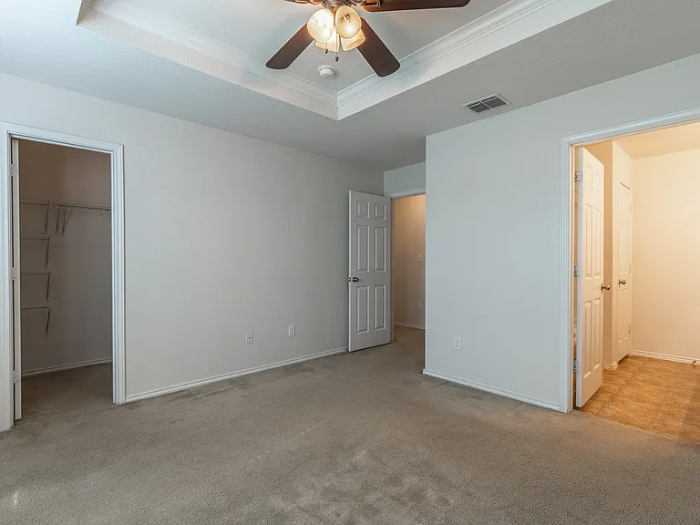 8966 Oakwood Park — Photo 19