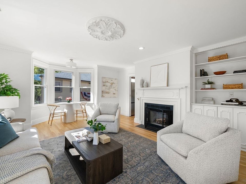 1st image of 1 Pleasant St #3