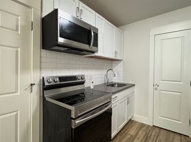 4725 S Liberty St, New Orleans, LA