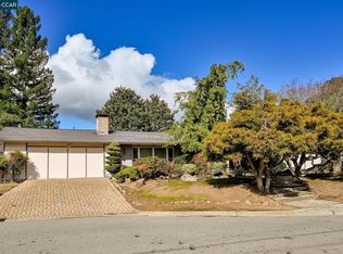 2 Aspen Ct, Lafayette, CA 94549