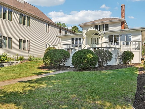 3rd image of 25018 W Lake Shore Dr