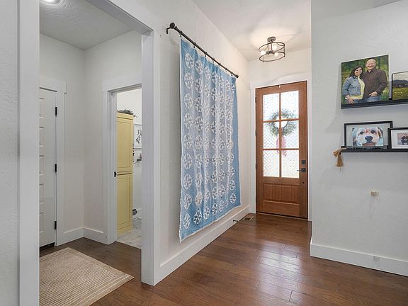 3rd image of 1107 S Brooks Avenue