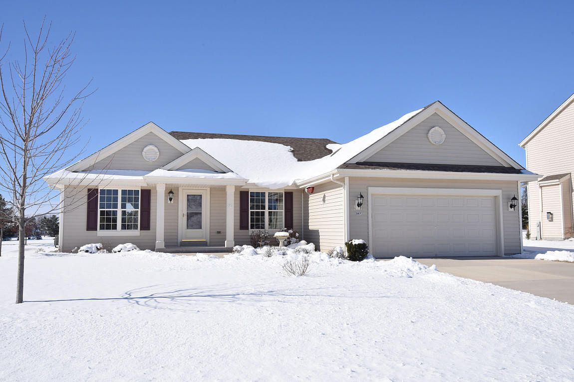 567 Farmstead Dr, Slinger, WI 53086 Zillow